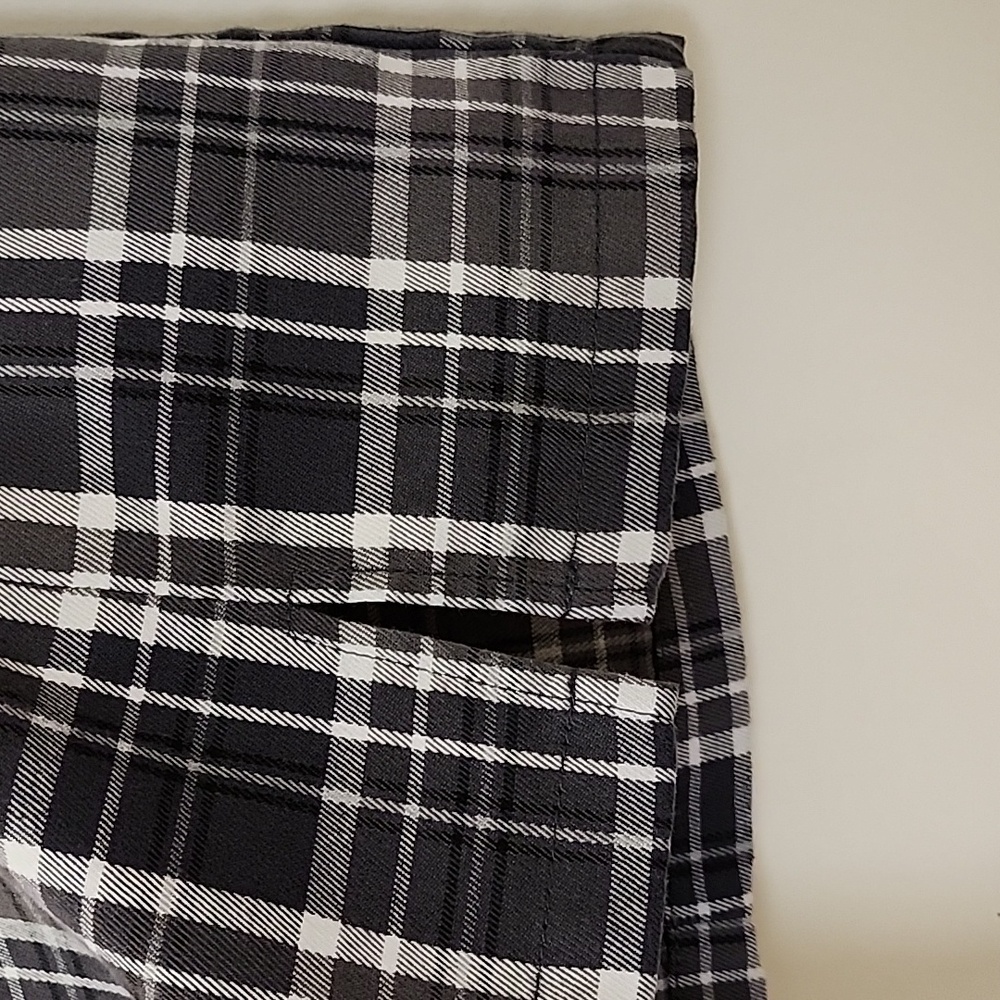Aeropostale Y2K Plaid Notched-Hem Skirt Size  Academia Medium - Picture 9 of 16